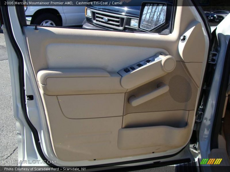 Cashmere Tri-Coat / Camel 2006 Mercury Mountaineer Premier AWD