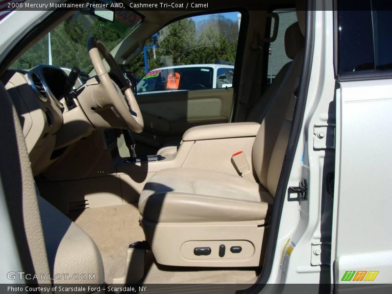 Cashmere Tri-Coat / Camel 2006 Mercury Mountaineer Premier AWD