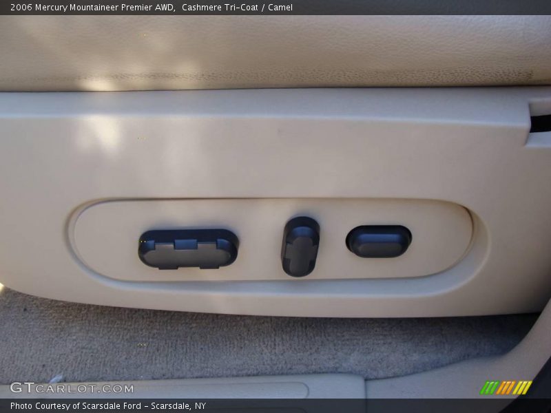 Cashmere Tri-Coat / Camel 2006 Mercury Mountaineer Premier AWD
