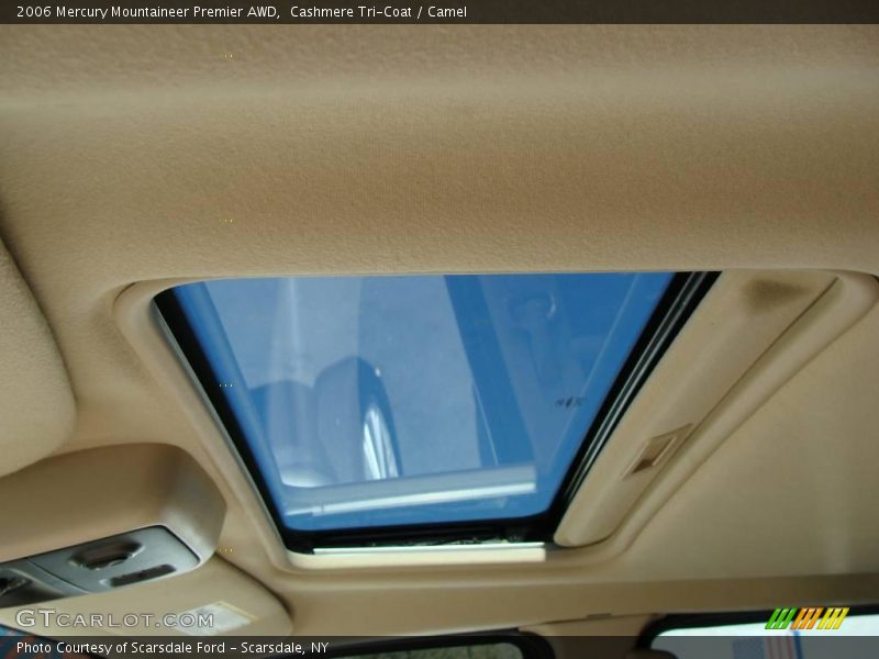 Cashmere Tri-Coat / Camel 2006 Mercury Mountaineer Premier AWD