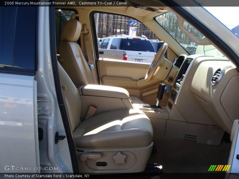 Cashmere Tri-Coat / Camel 2006 Mercury Mountaineer Premier AWD