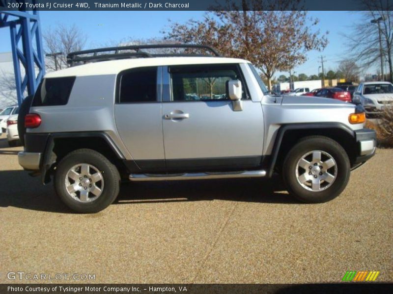 Titanium Metallic / Dark Charcoal 2007 Toyota FJ Cruiser 4WD