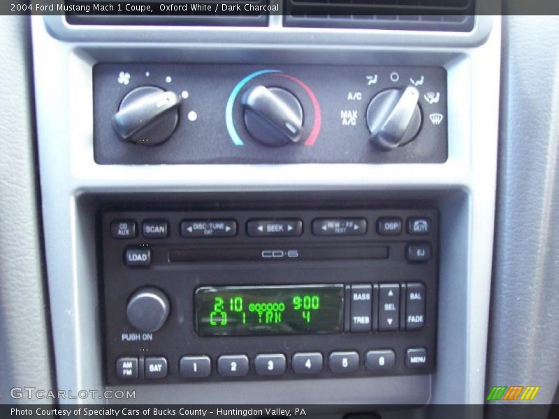 Controls of 2004 Mustang Mach 1 Coupe