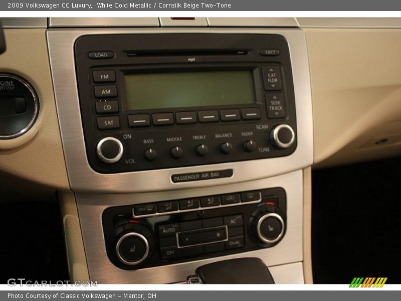 White Gold Metallic / Cornsilk Beige Two-Tone 2009 Volkswagen CC Luxury