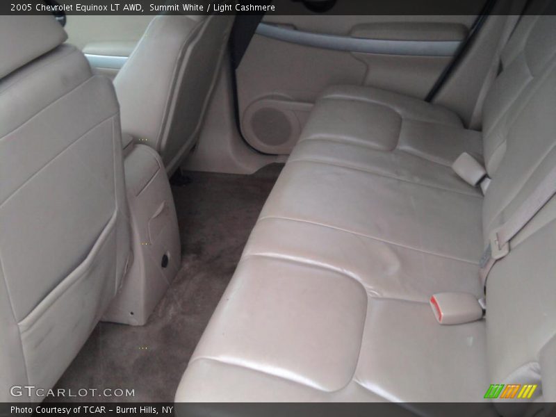 Summit White / Light Cashmere 2005 Chevrolet Equinox LT AWD