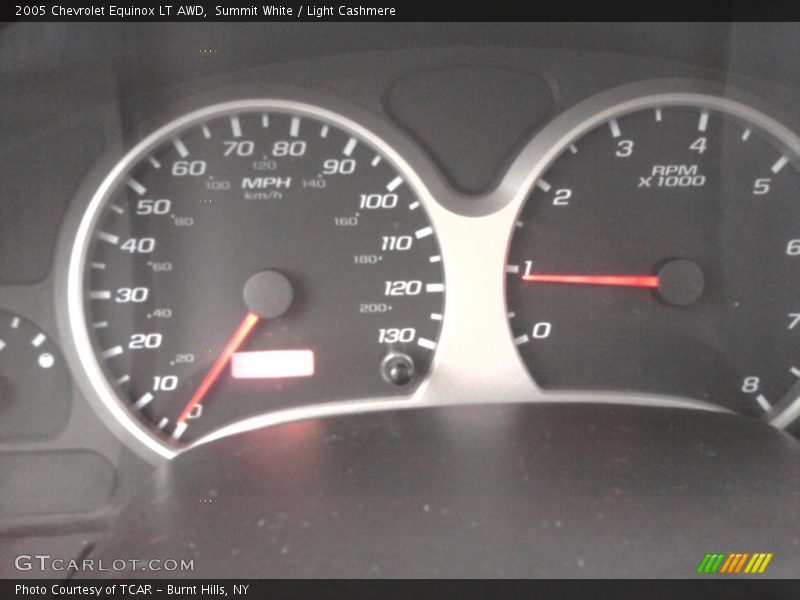 Summit White / Light Cashmere 2005 Chevrolet Equinox LT AWD