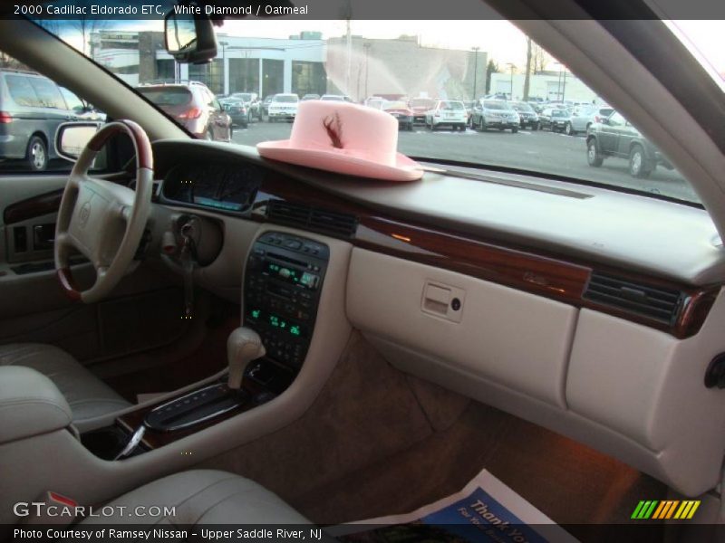 White Diamond / Oatmeal 2000 Cadillac Eldorado ETC