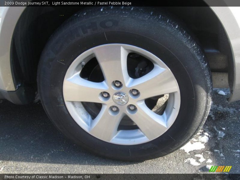 Light Sandstone Metallic / Pastel Pebble Beige 2009 Dodge Journey SXT