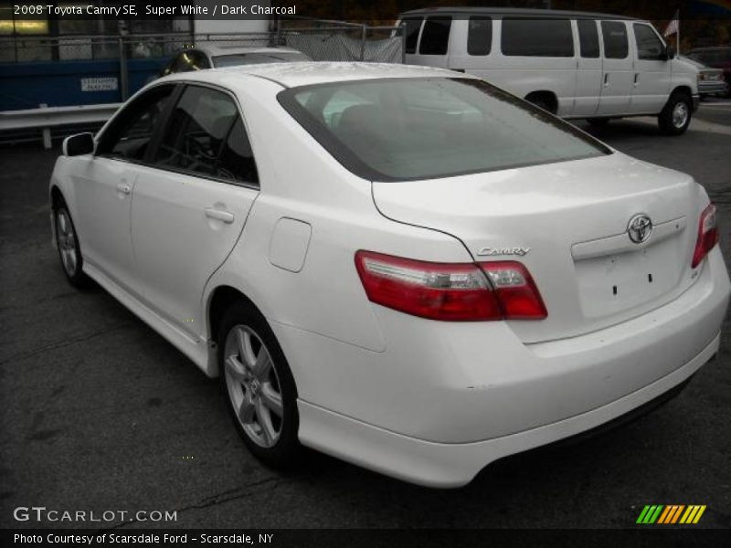 Super White / Dark Charcoal 2008 Toyota Camry SE