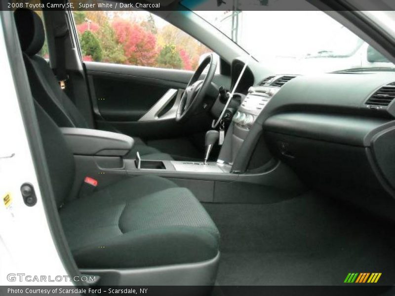 Super White / Dark Charcoal 2008 Toyota Camry SE