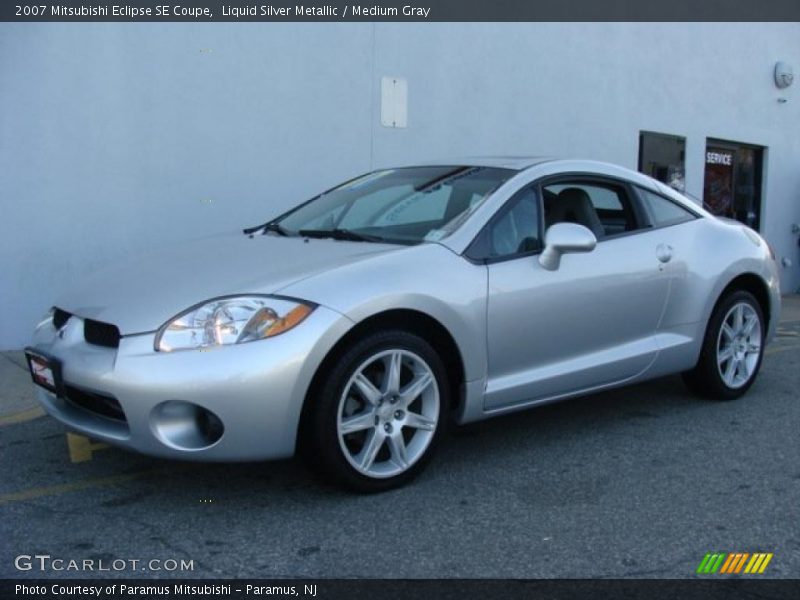 Front 3/4 View of 2007 Eclipse SE Coupe