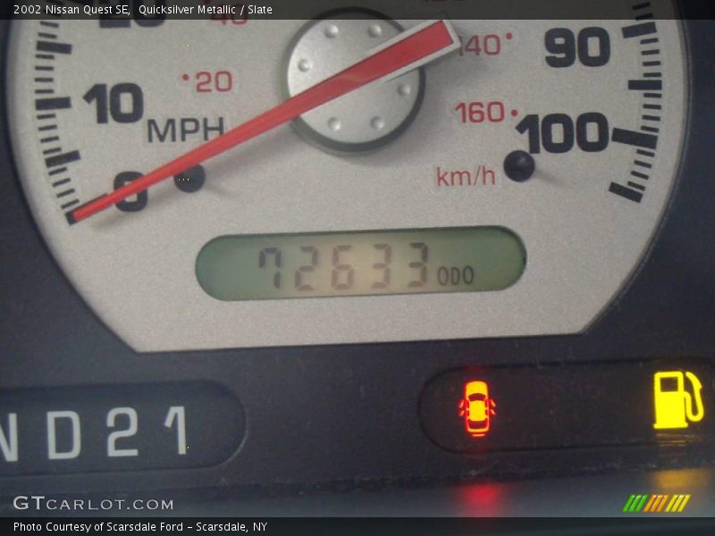 Quicksilver Metallic / Slate 2002 Nissan Quest SE