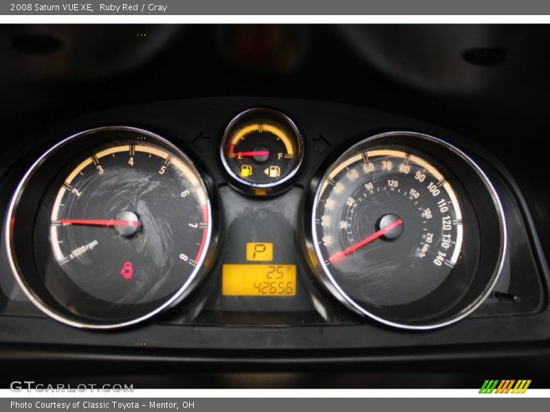 Ruby Red / Gray 2008 Saturn VUE XE