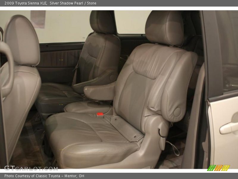 Silver Shadow Pearl / Stone 2009 Toyota Sienna XLE