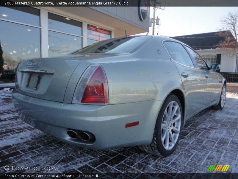 Verde Acquamarina (Aqua Green) / Cuoio 2005 Maserati Quattroporte