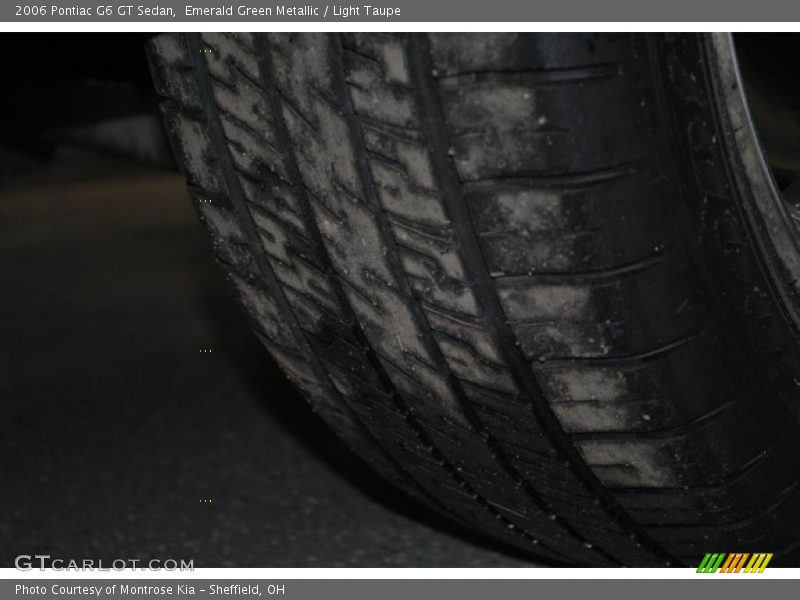 Emerald Green Metallic / Light Taupe 2006 Pontiac G6 GT Sedan