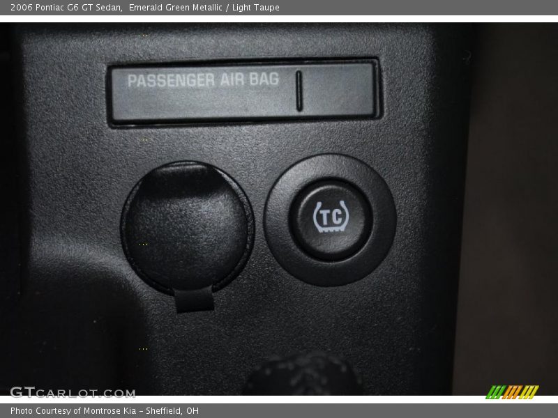 Emerald Green Metallic / Light Taupe 2006 Pontiac G6 GT Sedan