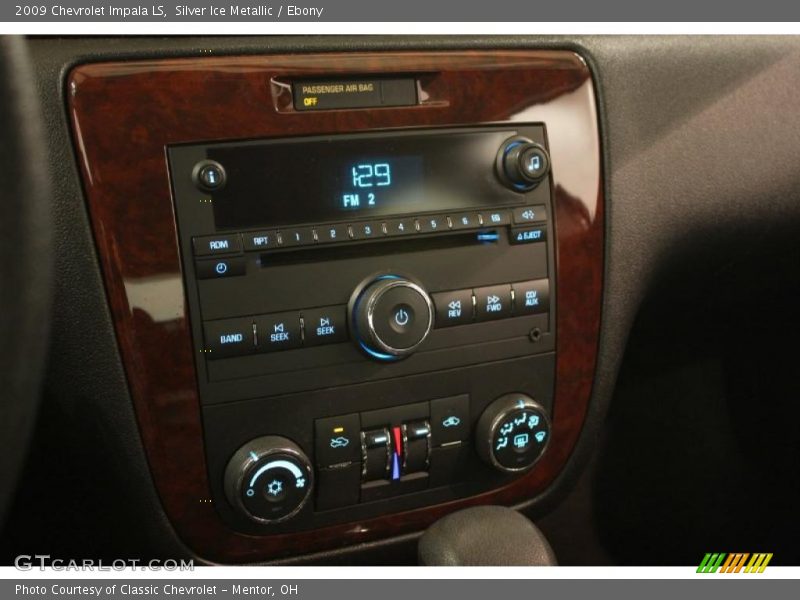 Silver Ice Metallic / Ebony 2009 Chevrolet Impala LS