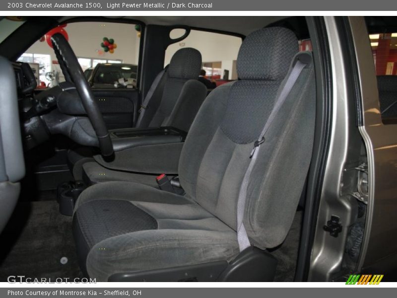 Light Pewter Metallic / Dark Charcoal 2003 Chevrolet Avalanche 1500