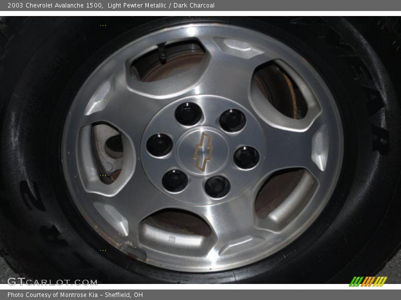 Light Pewter Metallic / Dark Charcoal 2003 Chevrolet Avalanche 1500