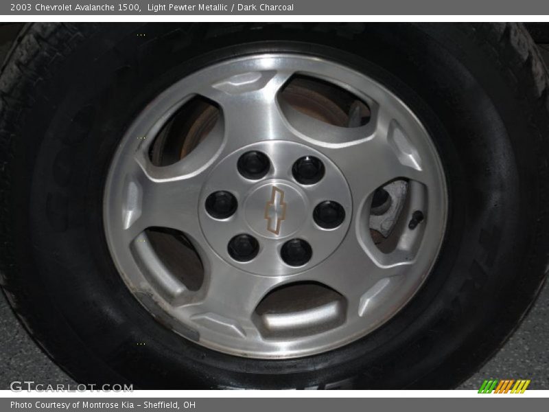 Light Pewter Metallic / Dark Charcoal 2003 Chevrolet Avalanche 1500