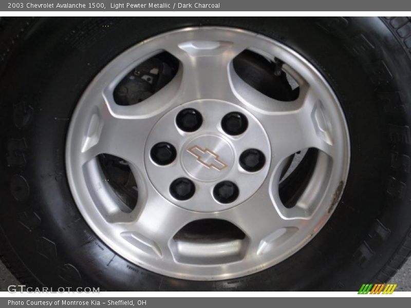 Light Pewter Metallic / Dark Charcoal 2003 Chevrolet Avalanche 1500