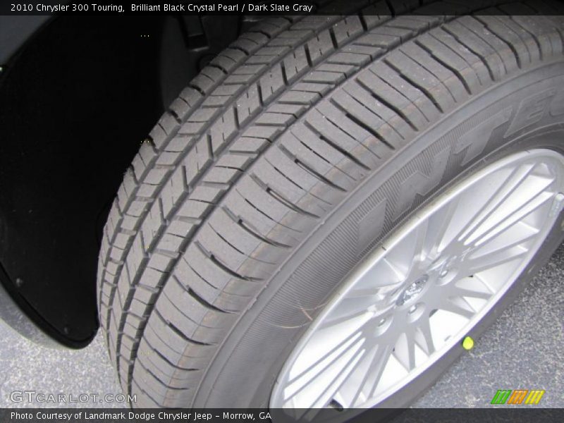 Brilliant Black Crystal Pearl / Dark Slate Gray 2010 Chrysler 300 Touring