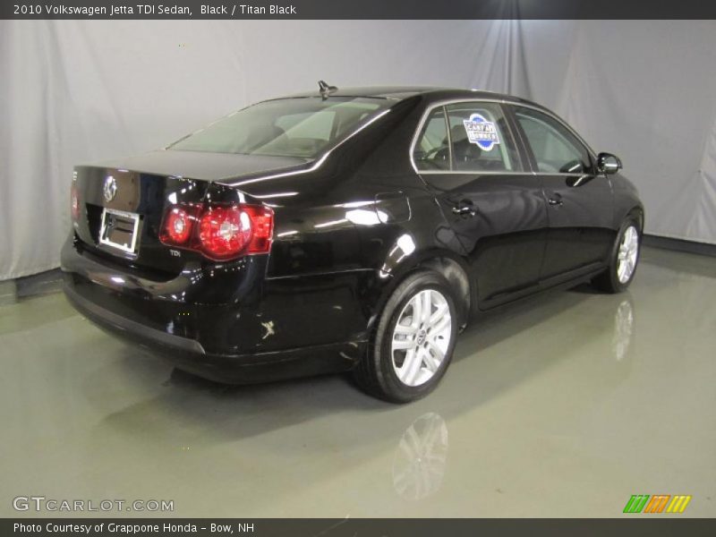 Black / Titan Black 2010 Volkswagen Jetta TDI Sedan
