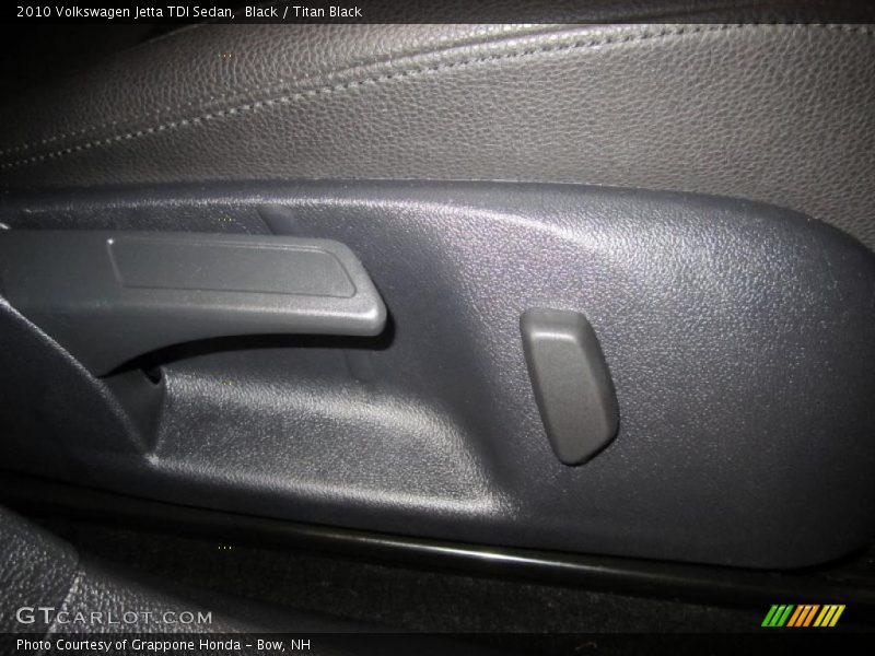 Black / Titan Black 2010 Volkswagen Jetta TDI Sedan