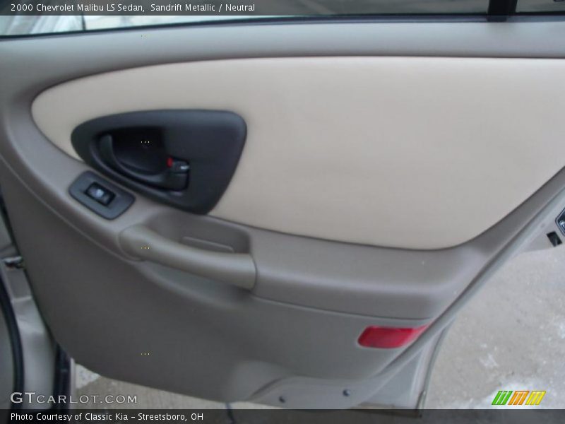 Sandrift Metallic / Neutral 2000 Chevrolet Malibu LS Sedan