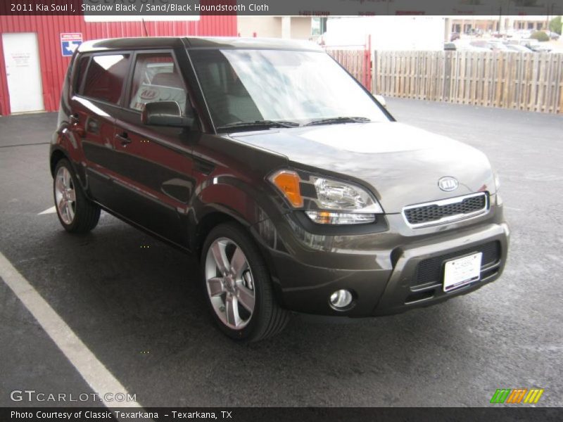 Shadow Black / Sand/Black Houndstooth Cloth 2011 Kia Soul !