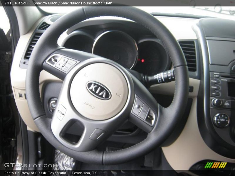 Shadow Black / Sand/Black Houndstooth Cloth 2011 Kia Soul !