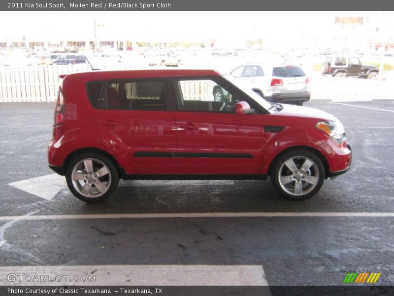Molten Red / Red/Black Sport Cloth 2011 Kia Soul Sport