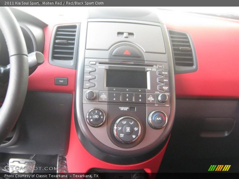 Molten Red / Red/Black Sport Cloth 2011 Kia Soul Sport