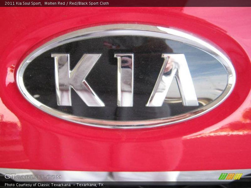 Molten Red / Red/Black Sport Cloth 2011 Kia Soul Sport