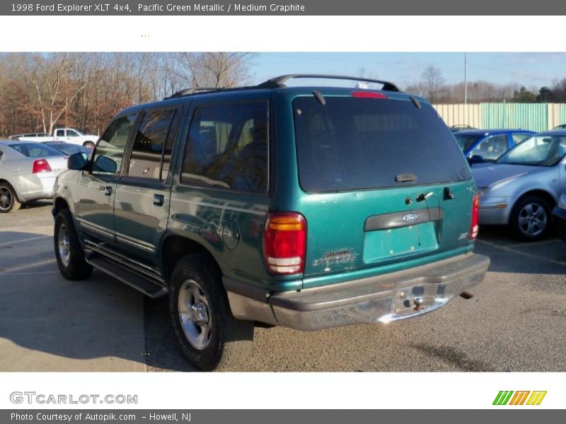 Pacific Green Metallic / Medium Graphite 1998 Ford Explorer XLT 4x4