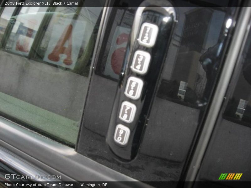 Black / Camel 2008 Ford Explorer XLT