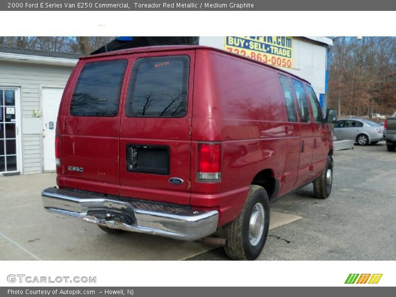 Toreador Red Metallic / Medium Graphite 2000 Ford E Series Van E250 Commercial