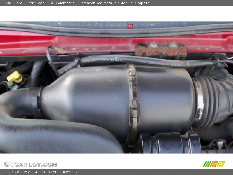 Toreador Red Metallic / Medium Graphite 2000 Ford E Series Van E250 Commercial