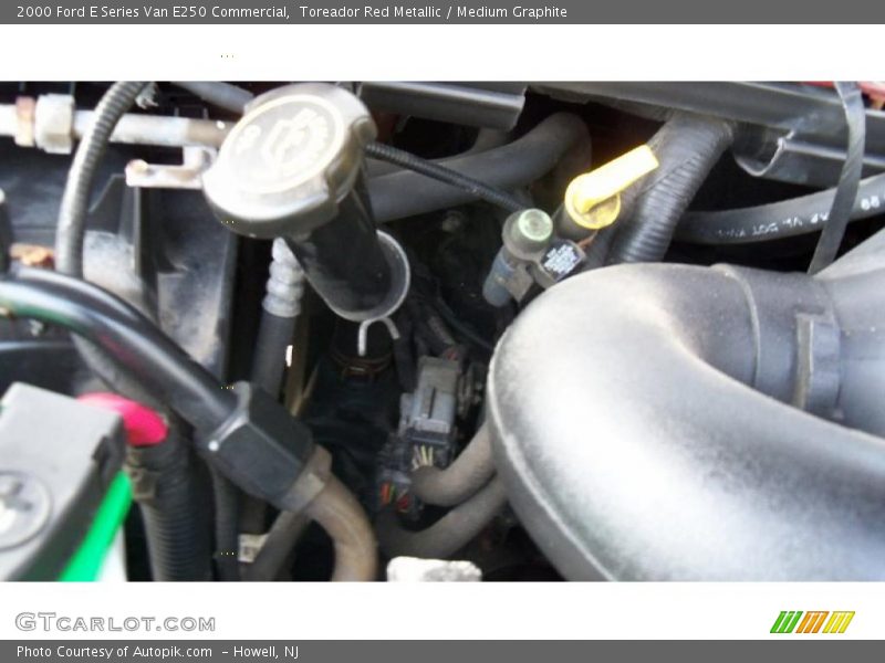 Toreador Red Metallic / Medium Graphite 2000 Ford E Series Van E250 Commercial