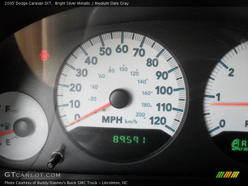 Bright Silver Metallic / Medium Slate Gray 2005 Dodge Caravan SXT