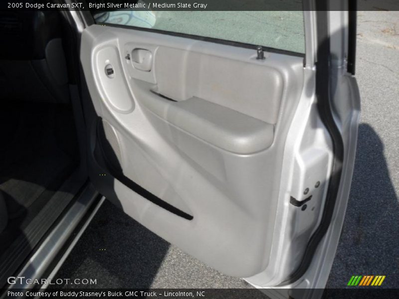 Bright Silver Metallic / Medium Slate Gray 2005 Dodge Caravan SXT