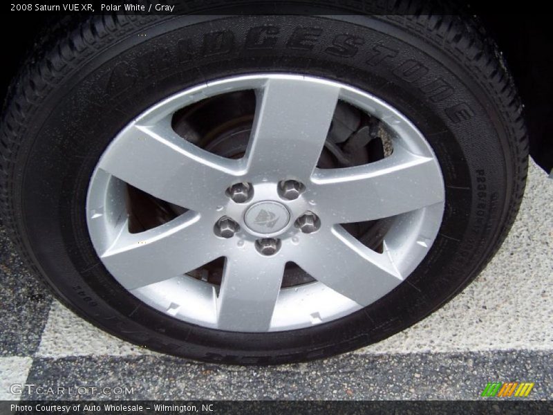 Polar White / Gray 2008 Saturn VUE XR