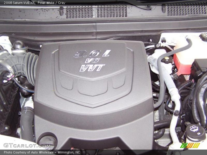 Polar White / Gray 2008 Saturn VUE XR