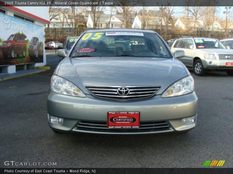 Mineral Green Opalescent / Taupe 2005 Toyota Camry XLE V6