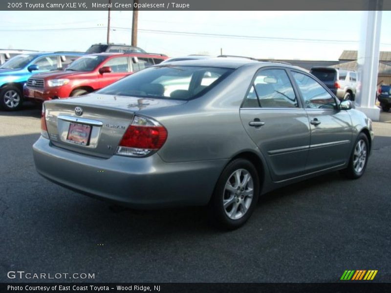 Mineral Green Opalescent / Taupe 2005 Toyota Camry XLE V6