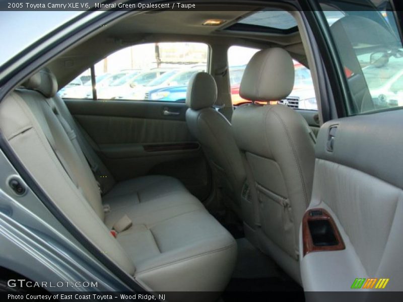 Mineral Green Opalescent / Taupe 2005 Toyota Camry XLE V6