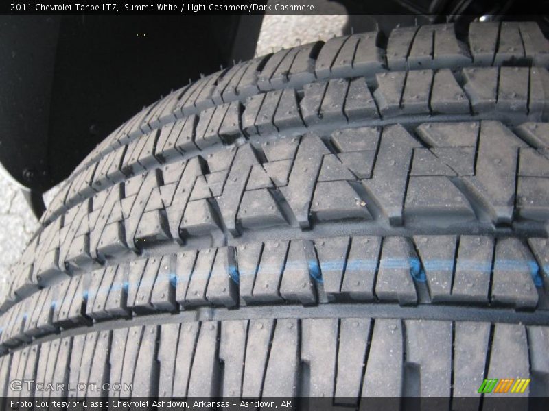 Summit White / Light Cashmere/Dark Cashmere 2011 Chevrolet Tahoe LTZ