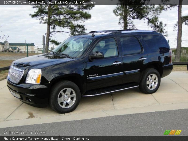 Onyx Black / Cocoa/Light Cashmere 2007 GMC Yukon Denali AWD