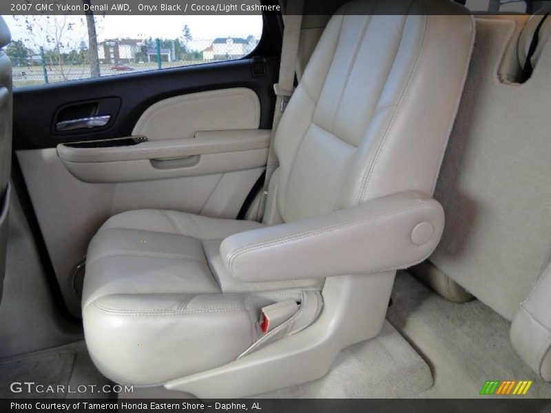 Onyx Black / Cocoa/Light Cashmere 2007 GMC Yukon Denali AWD